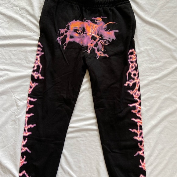 NBA Youngboy Vlone Eyes Sweatpants - Picture 4 of 16